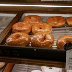 OLGA LE BON BON DONUTS - 