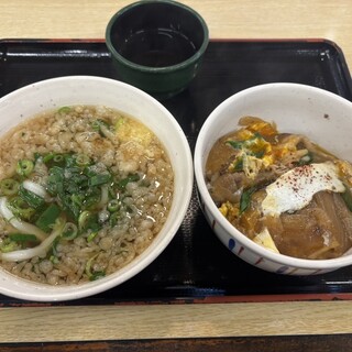 手打ちうどん ちよ志_1