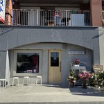 Crazy Jenny - 外観