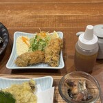 湘南のカキ小屋　笑山 - 