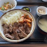 美味しいお肉の店 やまの - 