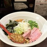 長男、おかわしゅん - みたらしまぜそば1000円