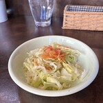 ガリバー - サラダが付きます