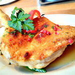 Restaurant GIGGLE - 骨付きチキンもも肉グリル