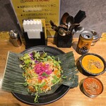 SPICY CURRY 魯珈 - 