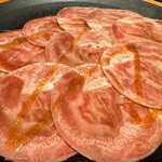 焼肉きんぐ  - ランチ食べ放題コース 2,398円
ランチソフトドリンク飲み放題 319円