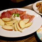 ESOLA 代々木上原総本店 - 