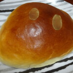 手作りパン工房 バーゼル - クリームパン