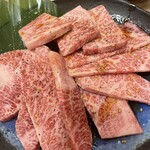 焼肉おもに亭 - 