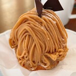 パティシエ トカノ - 料理写真:モンブラン