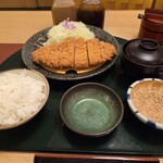 楽一楽座 - 料理写真:ロースカツ定食(1,500円)