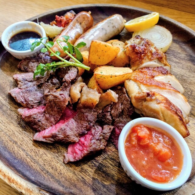 ティーエヌミート ワークス プレミアム ビーフ&ワイン （T.N.MEAT