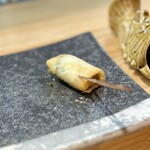 はい、串揚げです。 - 豆腐の春巻き