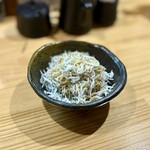 はい、串揚げです。 - じゃこおろし