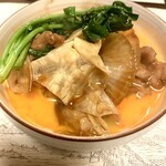 韻松亭 - 取り分けていただいた鳥すき鍋