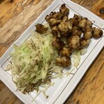 お好み焼 キャベツ - ピリ辛なんこつ680円
