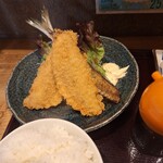 盛まつ - アジフライ定食