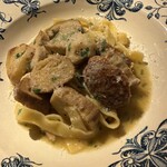 AVIS de VIN FORT - ポルチーニのフィットチーネ