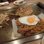 風の街 - 料理写真:広島風焼きそば