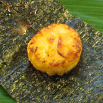 はこだて 鮨金総本店 - ホタテの磯辺揚げ