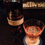 バー ノーブル - ダークラムのロック