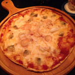 バー ノーブル - シーフードミックスピッツァ