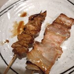 大衆焼鳥 日吉丸 - 皮、豚バラ