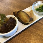 カフェ イチカ - ランチプレートのサイドディッシュ。これがつくとなんだかとても嬉しい。