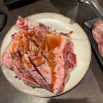 熟成焼肉いちばん  水戸見和店 - いちばんカルビ①