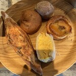 amam dacotan - 明太フランスなど