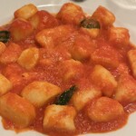 エリオ・ロカンダ・イタリアーナ - 