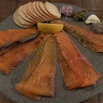 QUAYS pacific grill - 