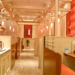 サモサ - 印ネパ店としてはゴージャスな店内