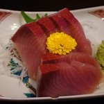 季節料理くら井 - 天然寒ブリ刺身580円　堪らん＼(^o^)／