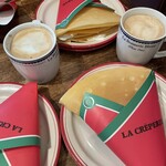 Saint Denis Cafe - クレープとカフェラテ