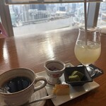 ダイナミックキッチン＆バー 響 - 