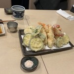 蕎麦 柳屋 新栄 - 塩で味わう、天ぷらは最高でした！
