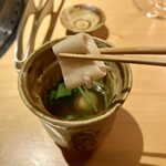 六本木 大皿焼肉 老中 - 〈出汁香る和牛の肝吸い〉