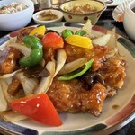 中国料理 頤和園 - なんか多いな