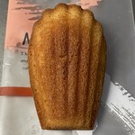 久栄堂菓子舗 - 『ハニーマドレーヌ』