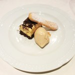 カンブーザ - カンブーザ風ティラ・ミ・スー　栗のジェラート添え