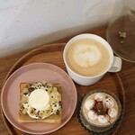 アンズトモモ - 