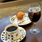 ジムランコーヒー - トロイメライ　ホット　　　グアテマラ　アイス