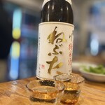 日本酒が永遠に飲める店 たまり場PON - 