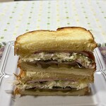 Bakery&Cafe Yamazaki Taharacho Ten - クイーンズブレッドのサンドイッチを作りました♪