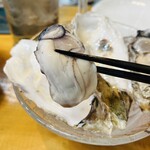 牡蠣海鮮酒場 シーサイドクラブ - ほ〜ら、トゥるんトゥるんだよ〜