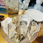 牡蠣海鮮酒場 シーサイドクラブ - ハイボール＆生牡蠣