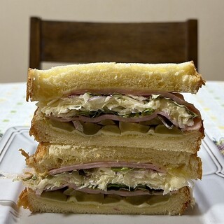 ベーカリー&カフェ ヤマザキ_0