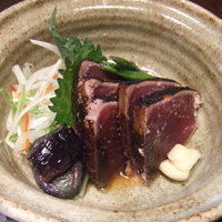 土佐料理 祢保希 新宿店 - 鰹たたき　1200円