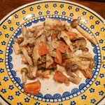 カデルムーロ - 本日お魚(ほうぼう)ソテー　キノコのバターソース　ローズマリー風味